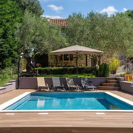 Casa Fragola By Briskva Villa