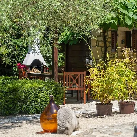 Casa Fragola By Briskva *