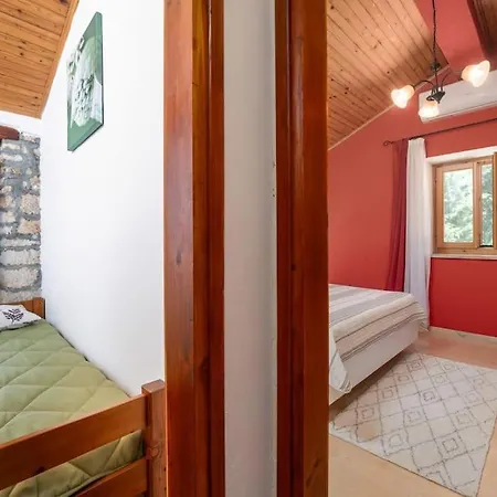 Casa Fragola By Briskva Villa