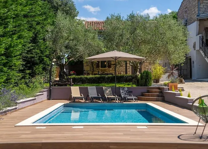 Casa Fragola By Briskva Villa