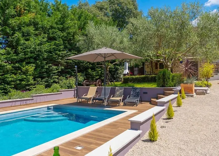 Casa Fragola By Briskva Villa